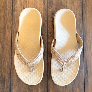 Vionic TIde II Toe Post Sandal Gold Cork Size 9